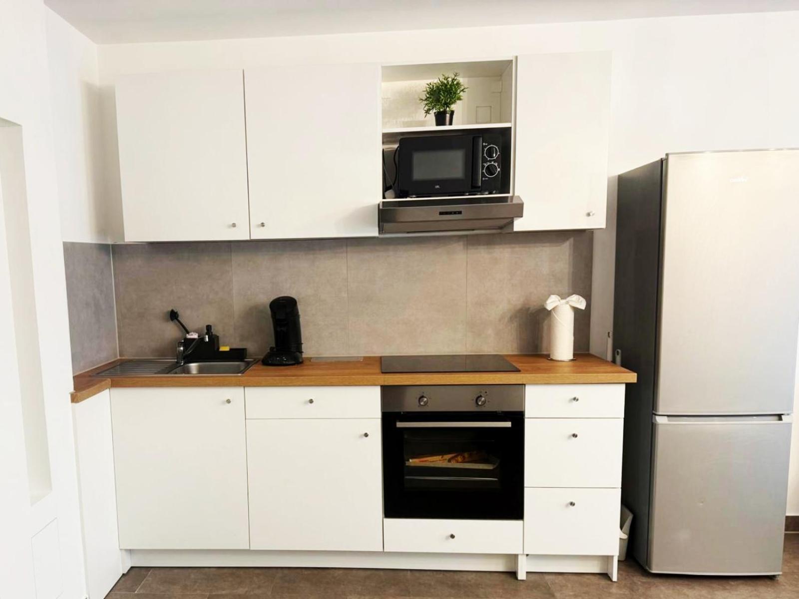 Nibelungen Apartments فورمز المظهر الخارجي الصورة